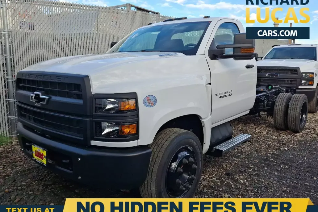 2024 Chevrolet Silverado 4500HD Work Truck photo 1