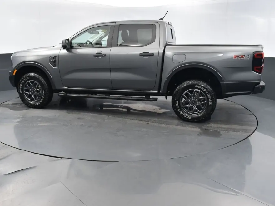 2024 Ford Ranger XLT photo 1