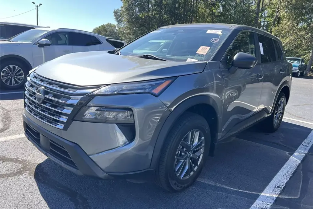 2024 Nissan Rogue S photo 1