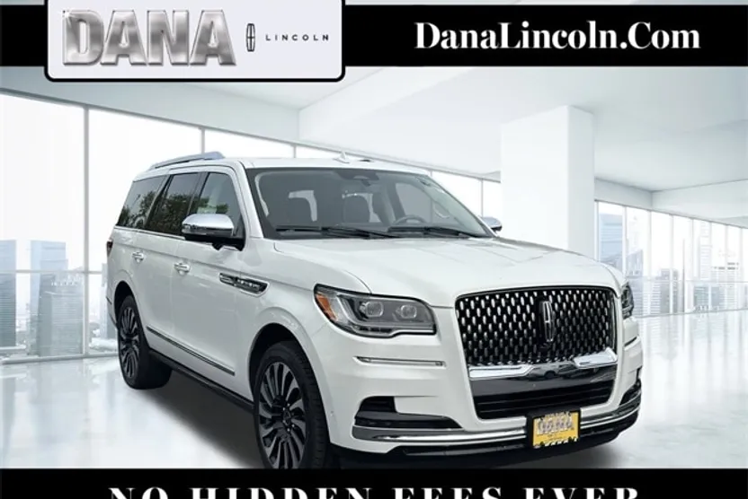 2022 Lincoln Navigator Black Label photo 1