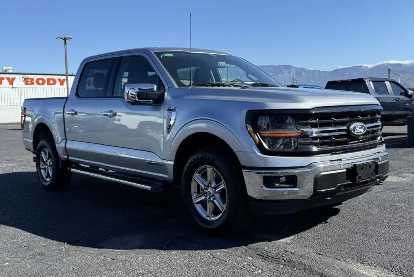 2024 Ford F-150 XLT photo 1