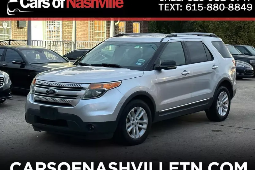 2013 Ford Explorer XLT photo 1