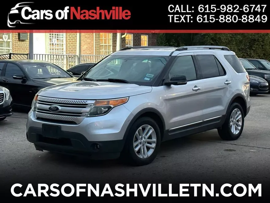 2013 Ford Explorer XLT photo 1