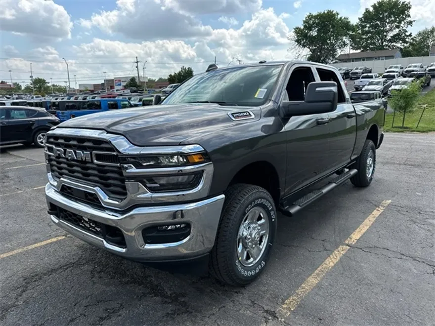 2025 Ram 2500 Tradesman photo 1