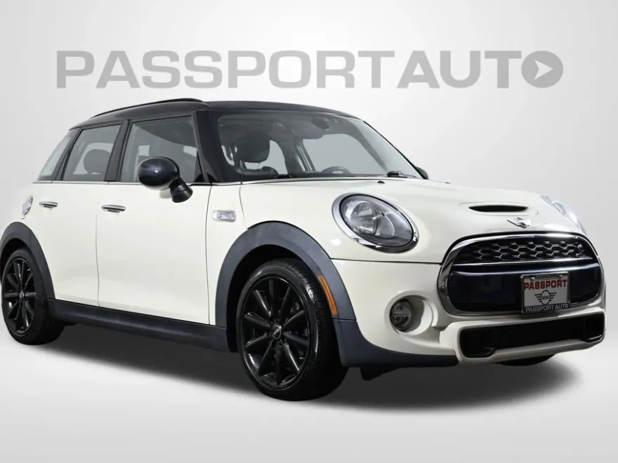 2016 Mini Cooper 4 Door Hardtop S photo 1