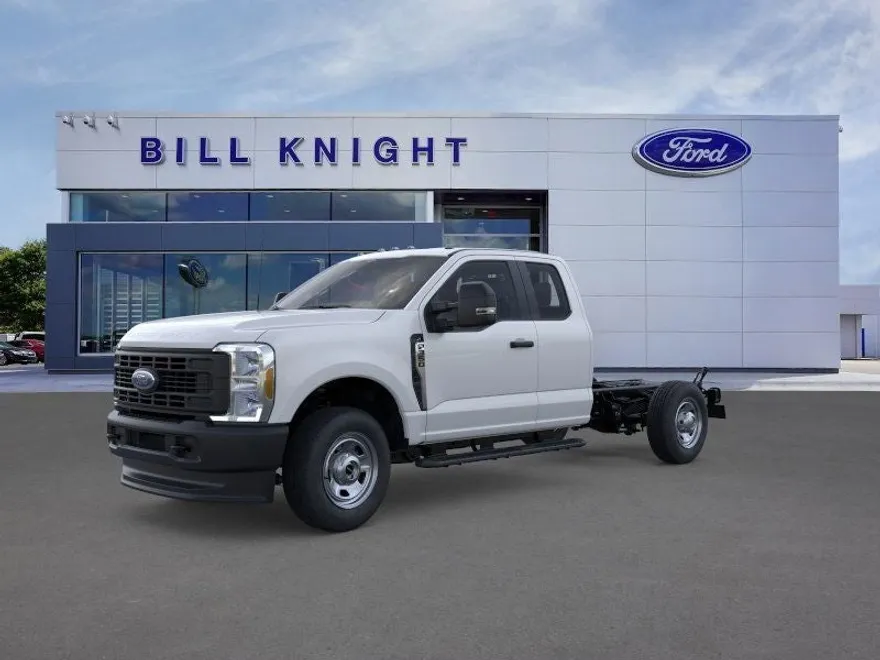 2026 Ford F-350 photo 1