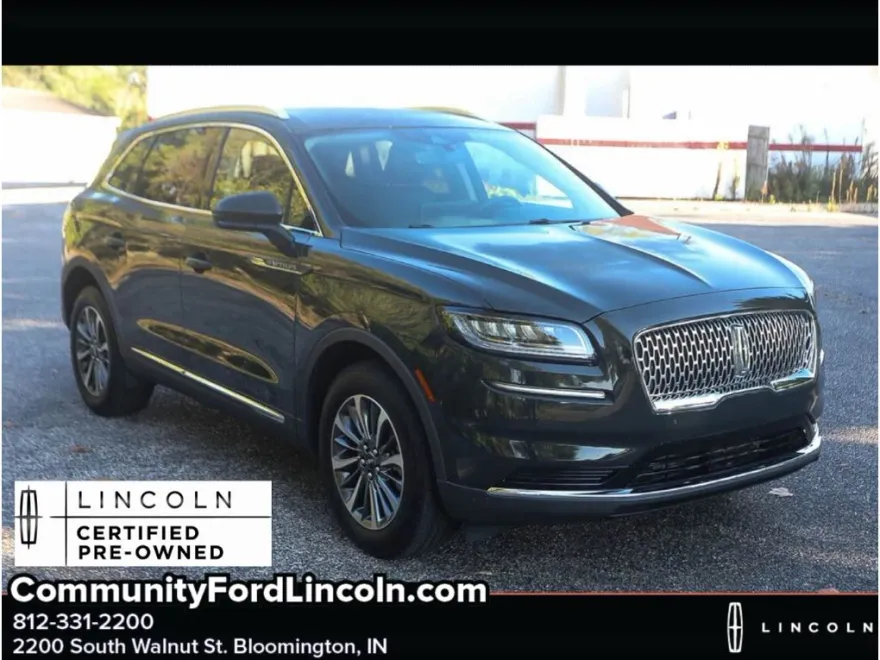 2023 Lincoln Nautilus Standard photo 1