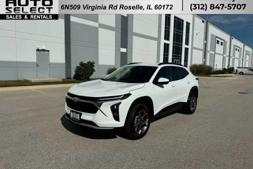 2025 Chevrolet Trax LT photo 1