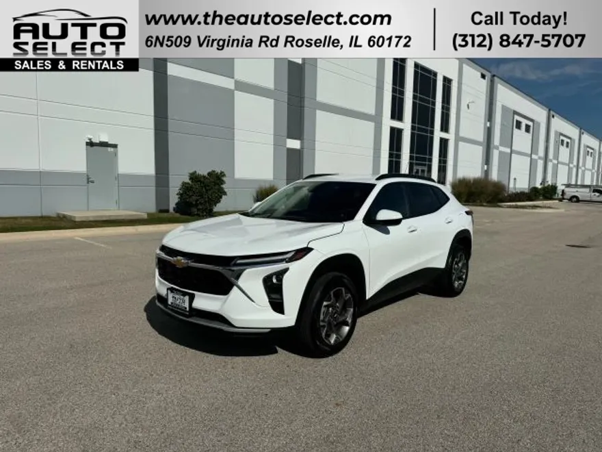2025 Chevrolet Trax LT photo 1