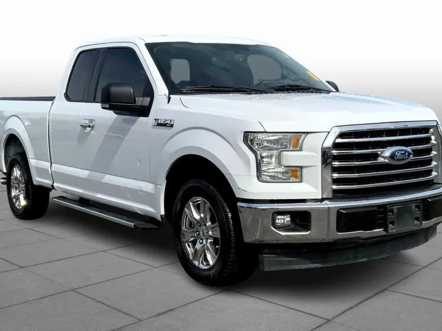 2017 Ford F-150 XLT photo 1