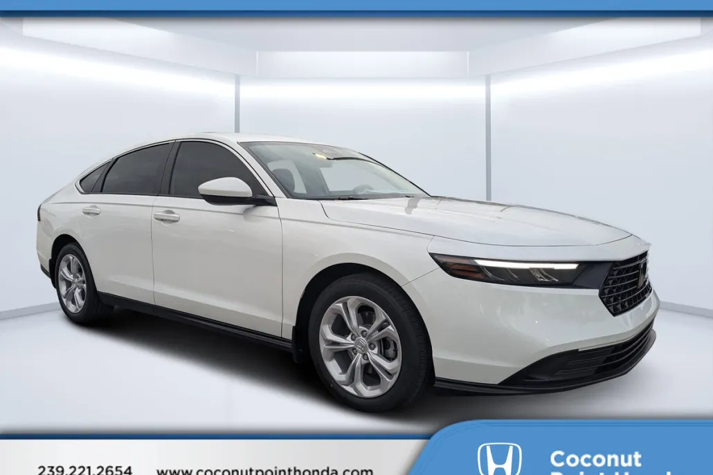 2025 Honda Accord LX photo 1