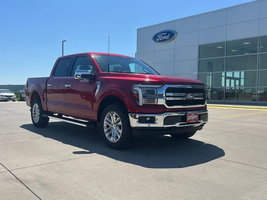 2025 Ford F-150 Lariat photo 1