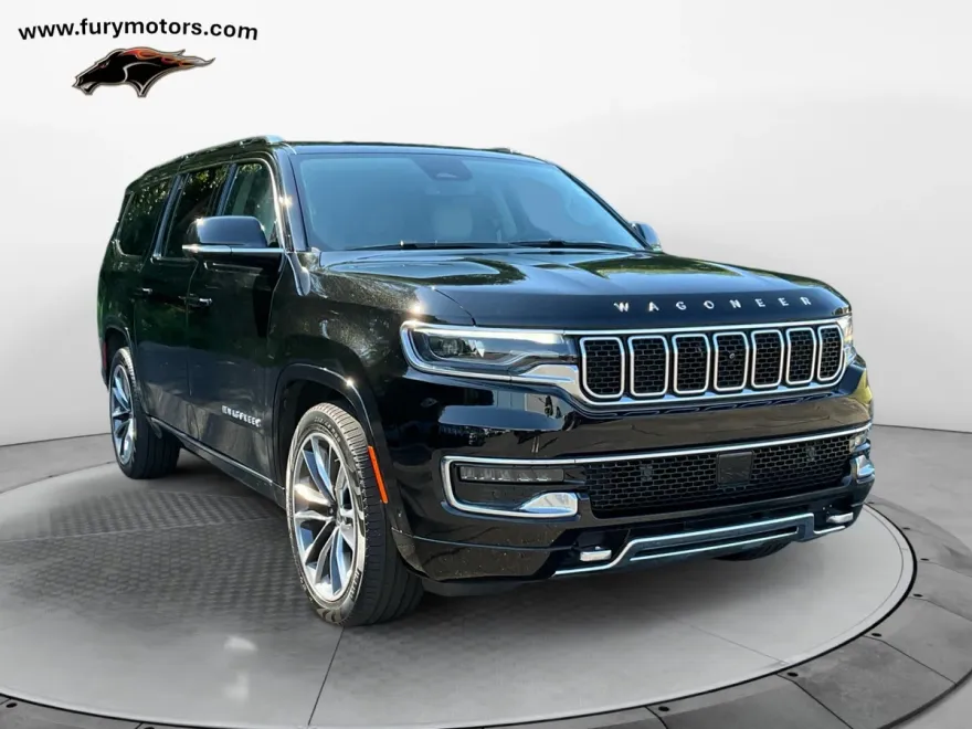 2024 Jeep Wagoneer L Series III photo 1