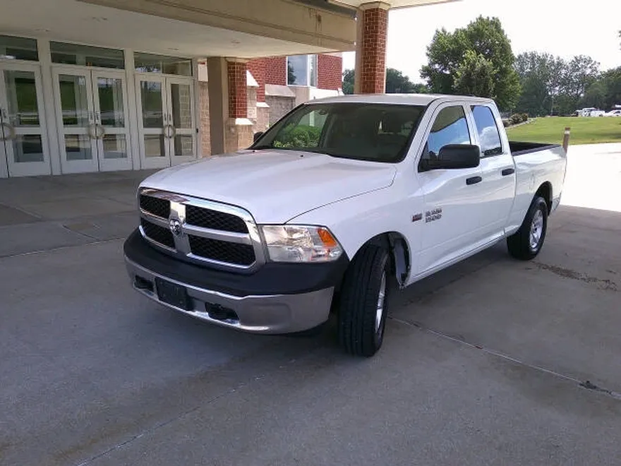 2015 Ram 1500 Tradesman photo 1
