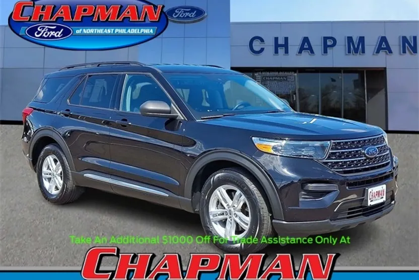 2021 Ford Explorer XLT photo 1