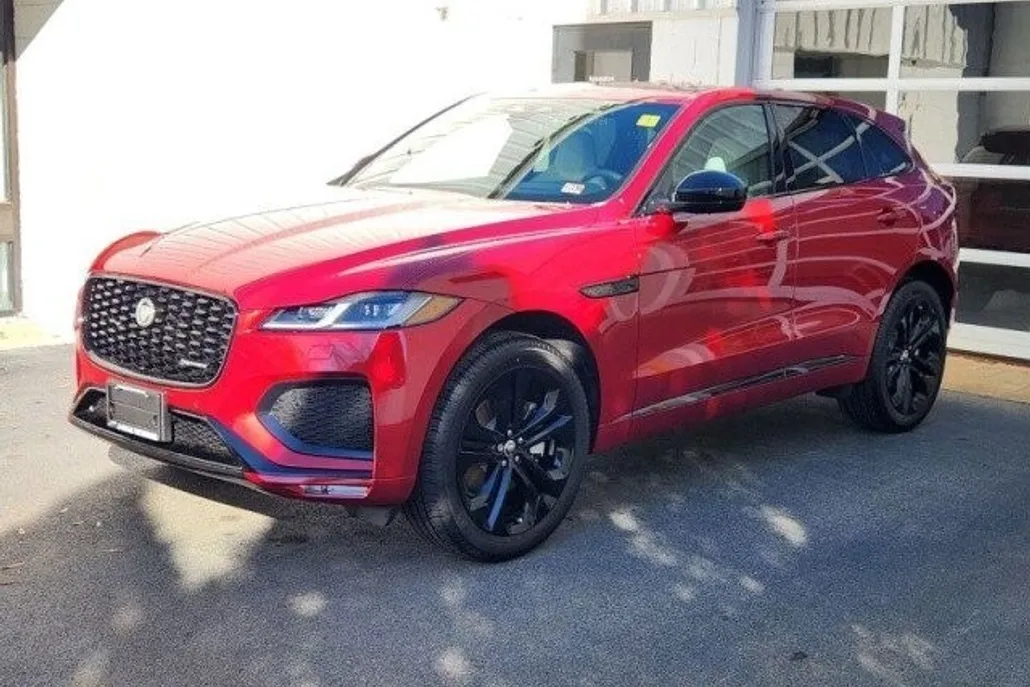 2024 Jaguar F-PACE P250 R-Dynamic S photo 1