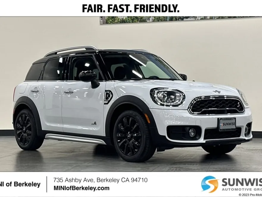 2020 Mini Cooper ALL4 Signature photo 1