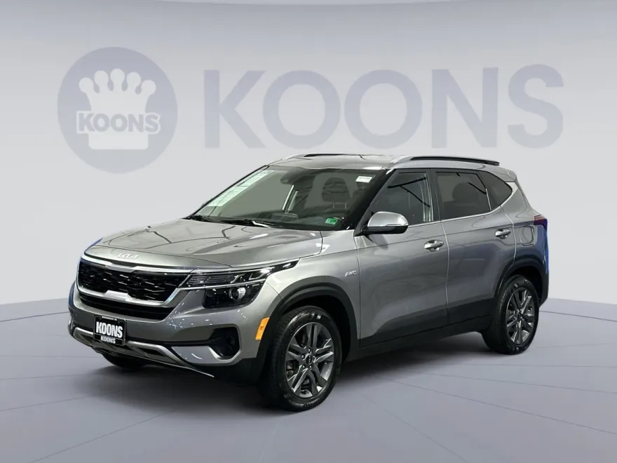 2023 Kia Seltos S photo 1