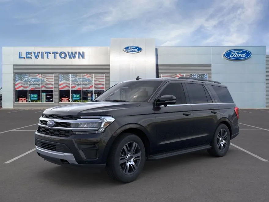 2024 Ford Expedition XLT photo 1