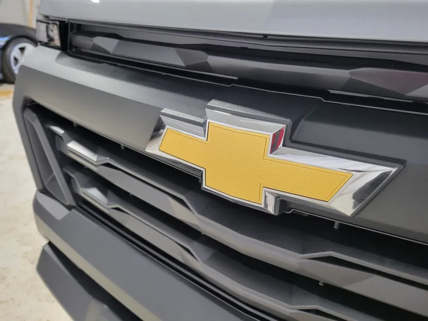 2025 Chevrolet Colorado LT photo 1