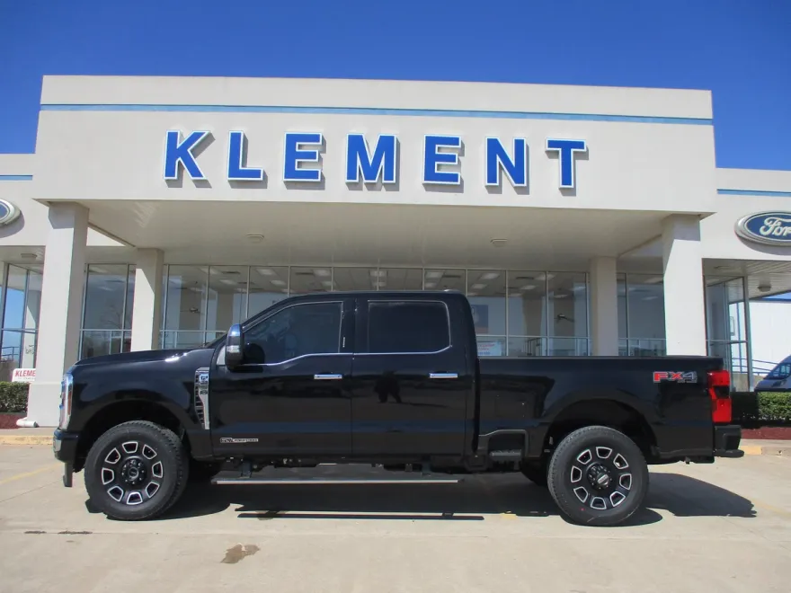 2024 Ford F-250 photo 1