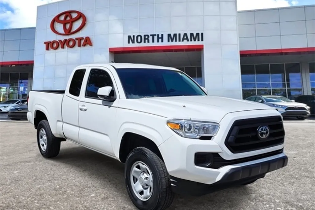 2023 Toyota Tacoma SR photo 1