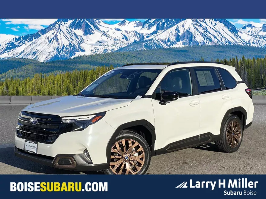 2025 Subaru Forester Sport photo 1