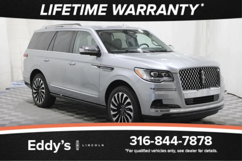 2022 Lincoln Navigator Black Label photo 1