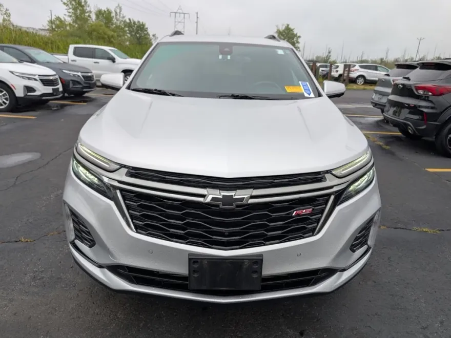 2022 Chevrolet Equinox RS photo 1