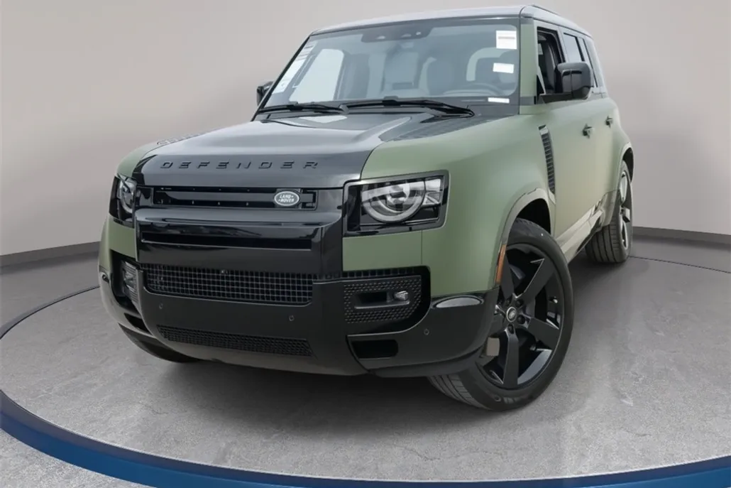 2025 Land Rover Defender 110 X-Dynamic SE photo 1