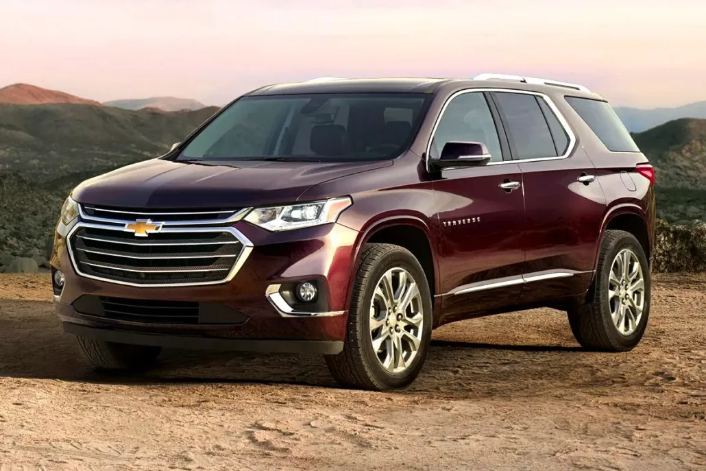 2021 Chevrolet Traverse LS photo 1