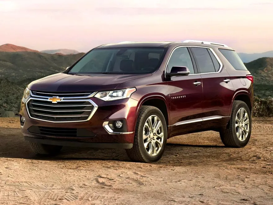 2021 Chevrolet Traverse LS photo 1