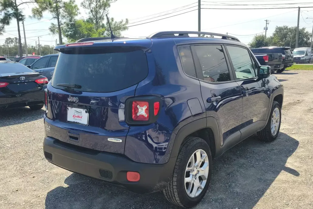 2018 Jeep Renegade Latitude North Edition photo 1