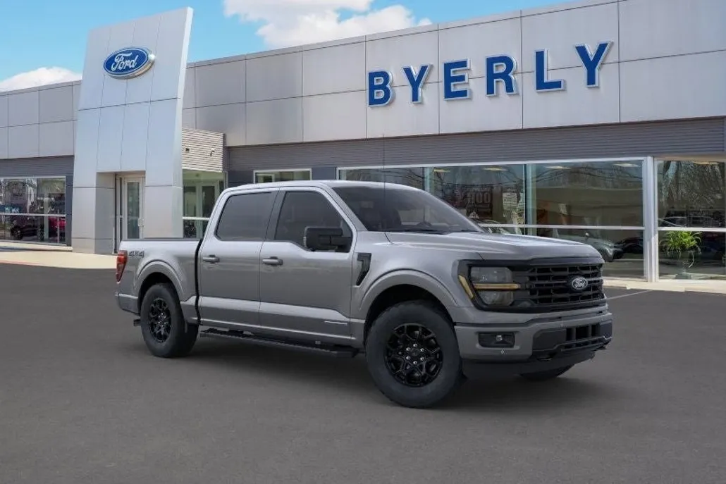2025 Ford F-150 XLT photo 1