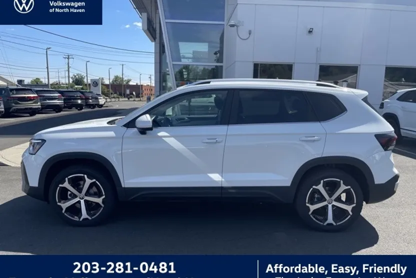 2025 Volkswagen Taos SEL photo 1