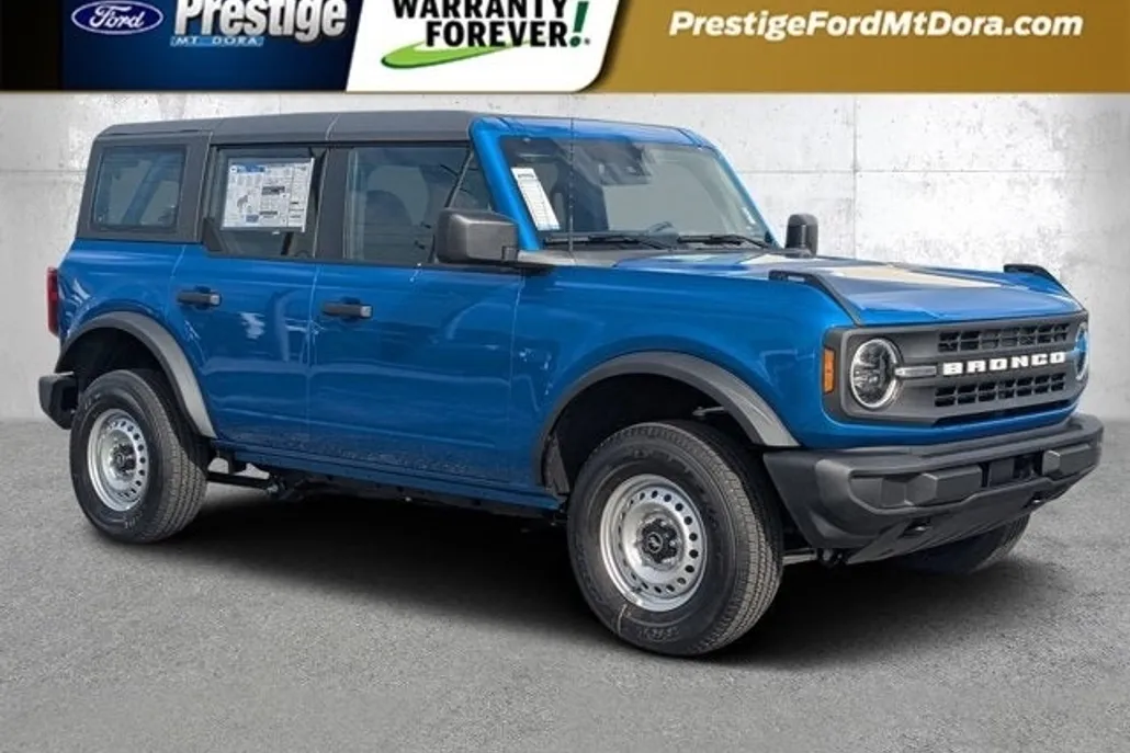 2025 Ford Bronco Base photo 1