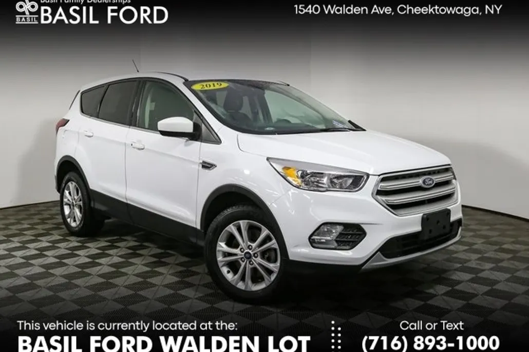 2019 Ford Escape SE photo 1