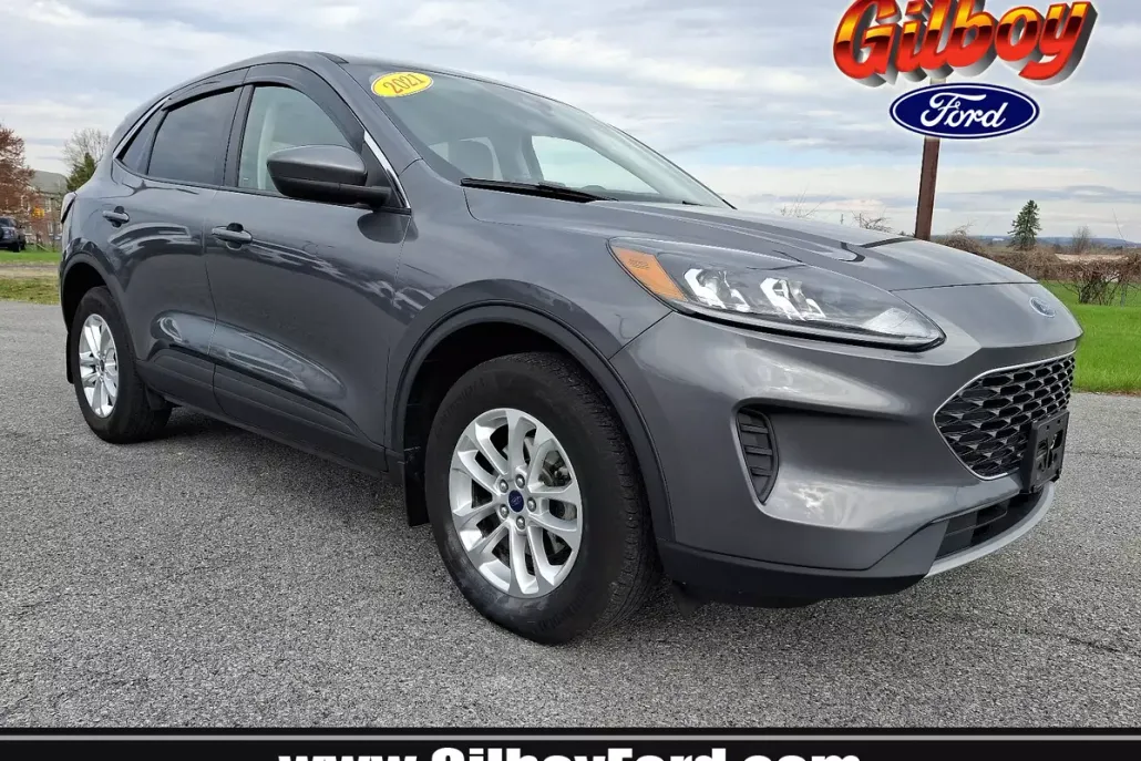 2021 Ford Escape SE Sport photo 1