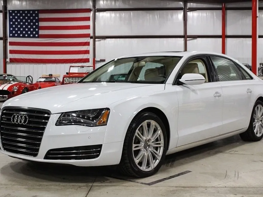 2012 Audi A8 L photo 1