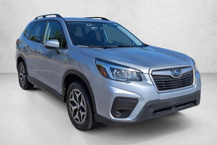 2020 Subaru Forester Premium photo 1