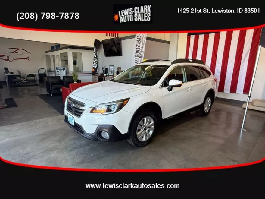 2018 Subaru Outback 2.5i Premium photo 1