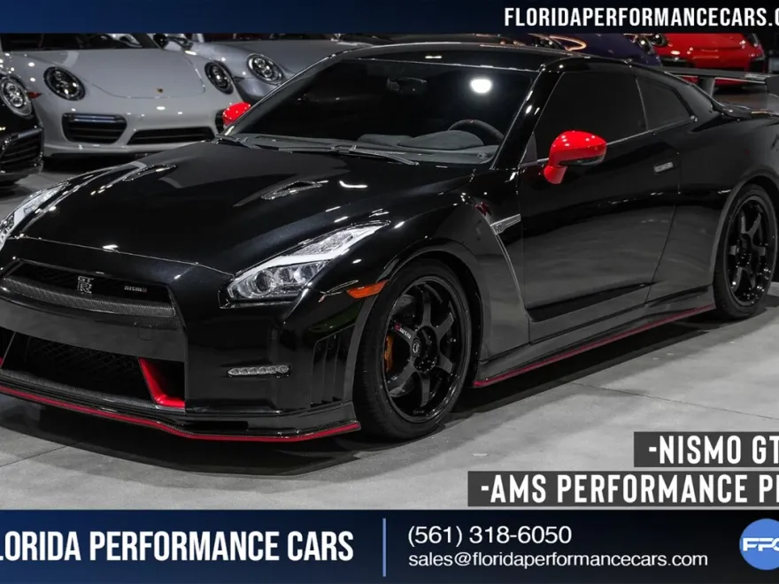 2016 Nissan GT-R Nismo photo 1