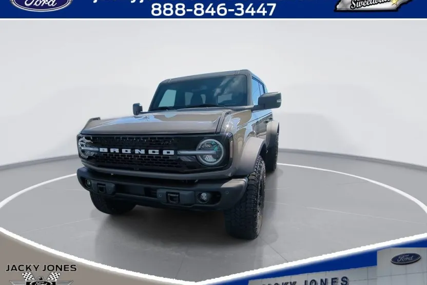 2025 Ford Bronco Badlands photo 1