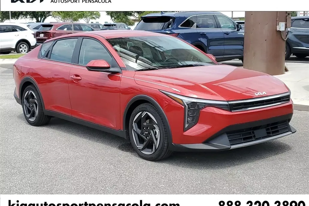 2025 Kia K4 EX photo 1