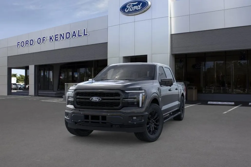 2025 Ford F-150 Lariat photo 1