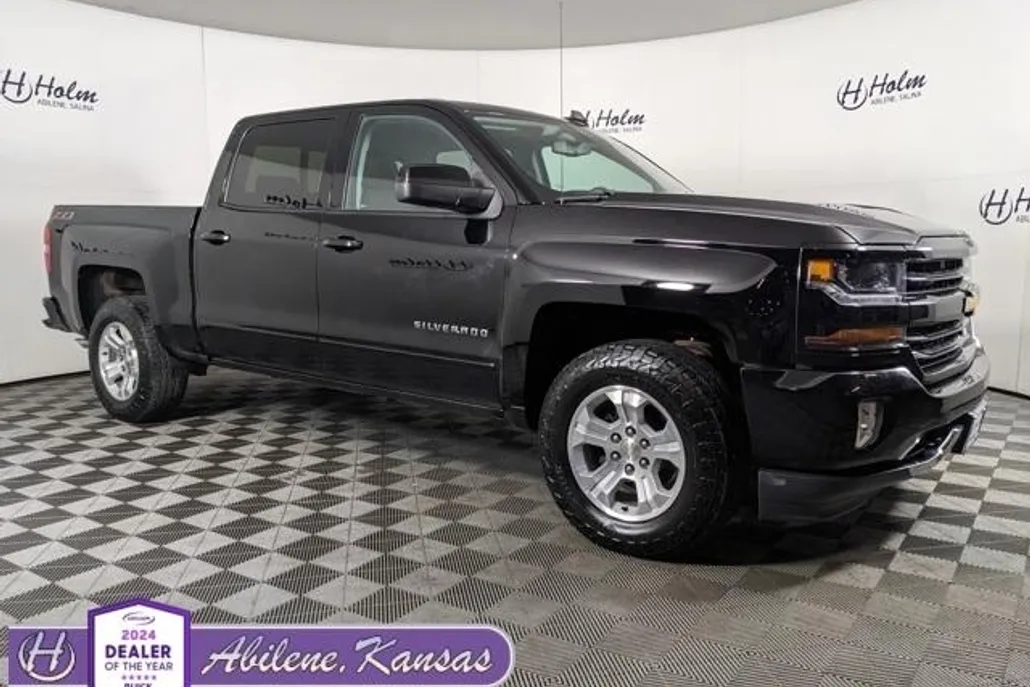 2018 Chevrolet Silverado 1500 LT photo 1