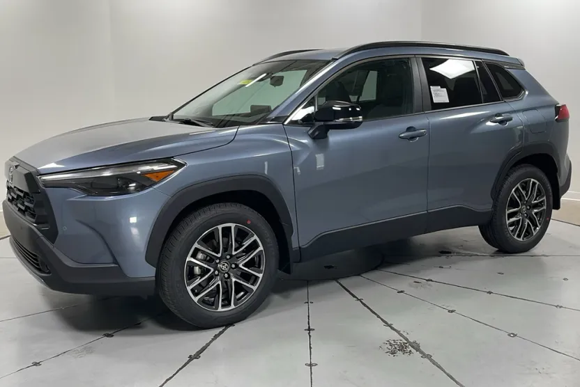 2026 Toyota Corolla Cross XLE photo 1