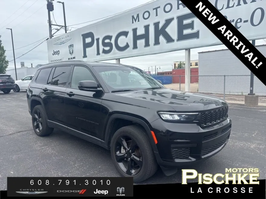 2023 Jeep Grand Cherokee Altitude photo 1