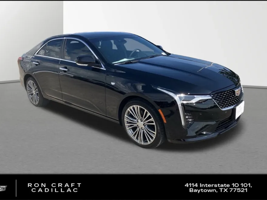 2025 Cadillac CT4 Premium Luxury photo 1