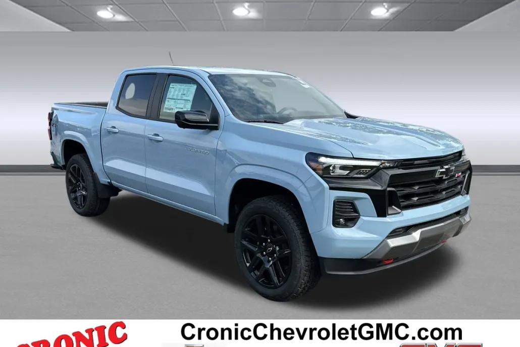 2025 Chevrolet Colorado Z71 photo 1